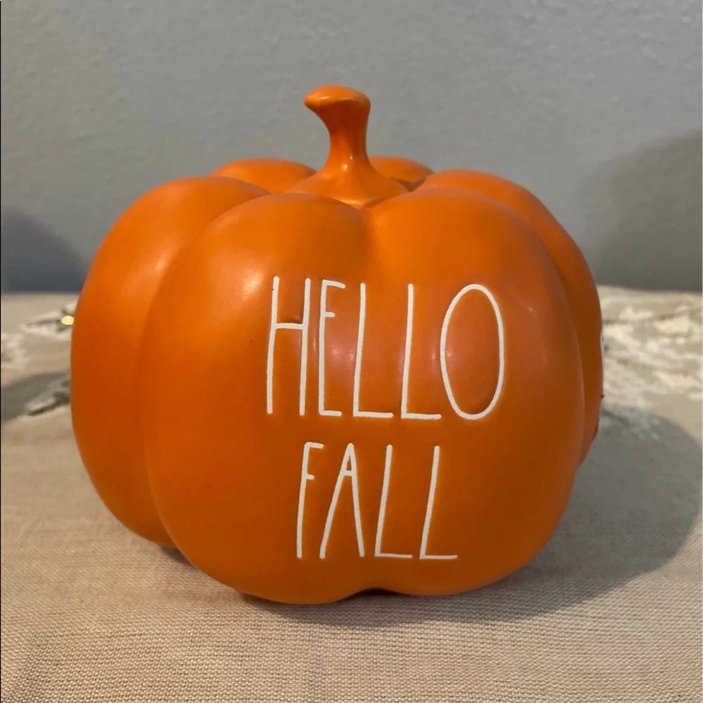 RAE DUNN HELLO FALL PUMKIN
